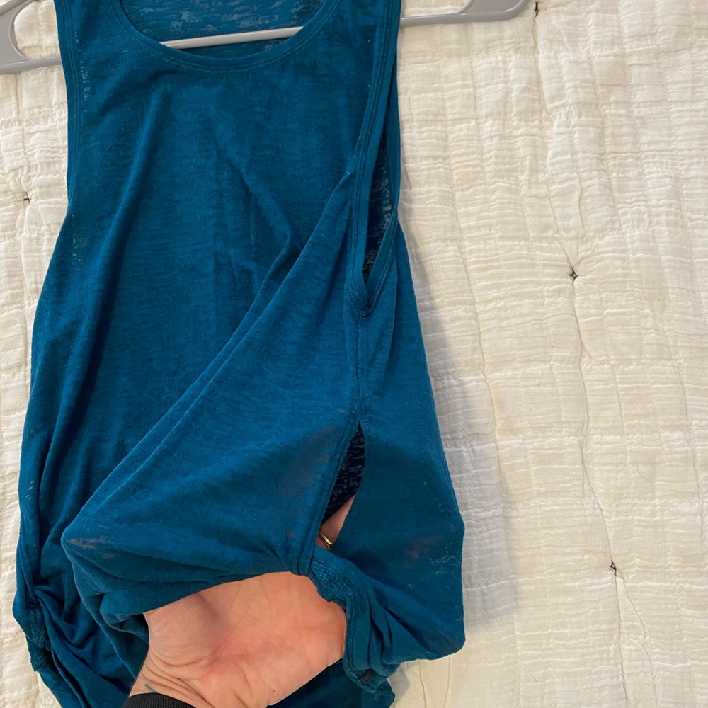 Lululemon tank top - Picture 2 of 3